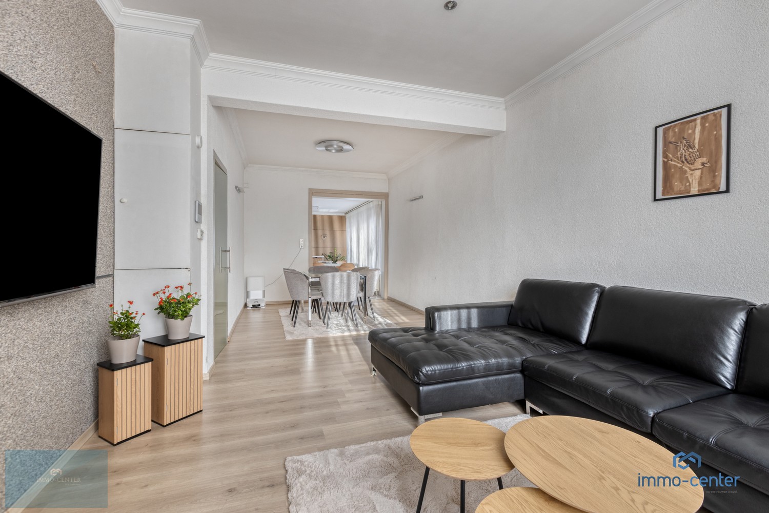 🏡 Instapklare ruime woning met 4 slaapkamers, 2 badkamers - foto 2