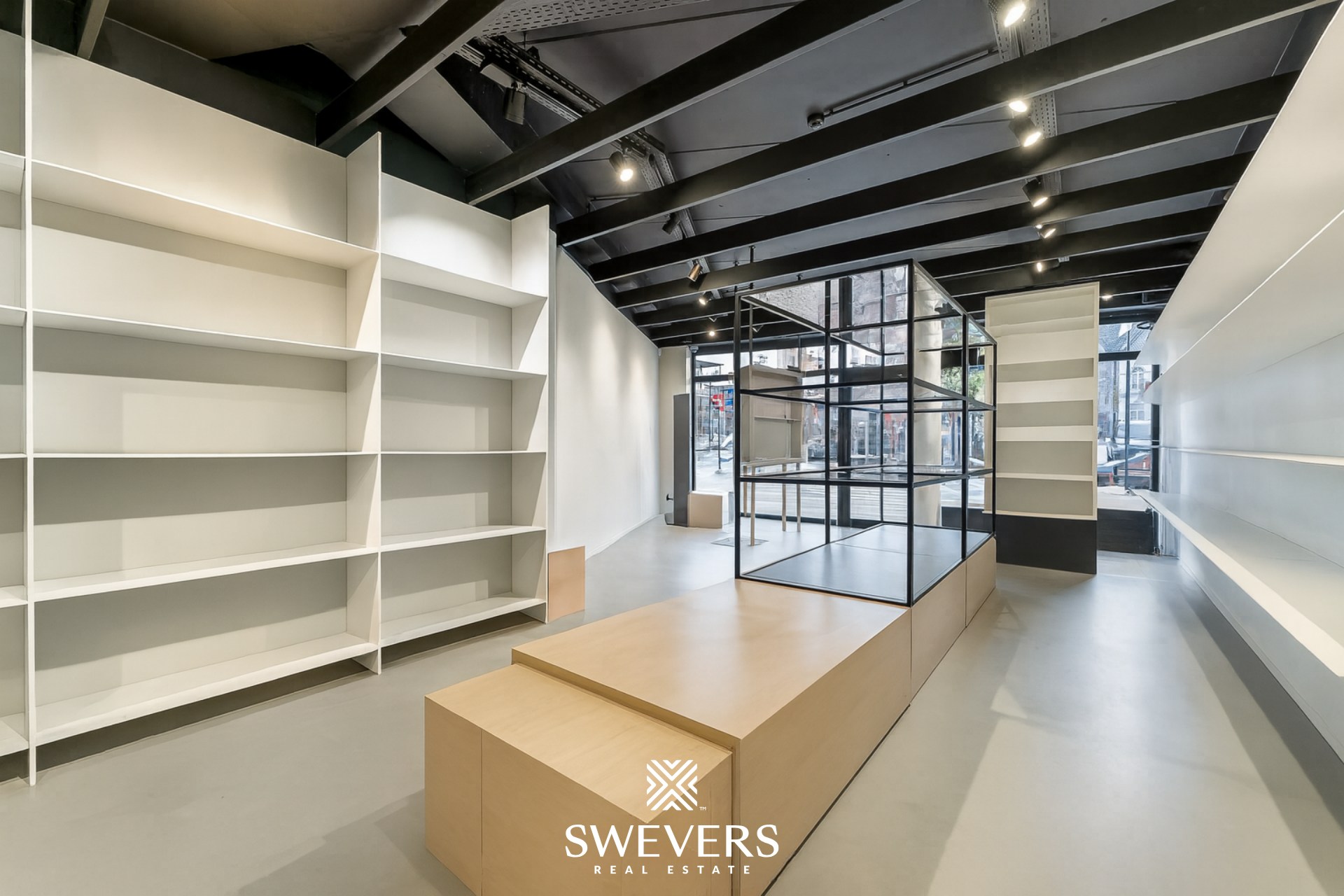 Modern handelspand in het centrum van Beringen met veel mogelijkheden - foto 2