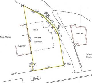 Ontdek deze bouwgrond van 266 m² voor een halfopen gezinswoning met 3 bouwlagen en ondergrondse garage. Dankzij de ligging aan de...