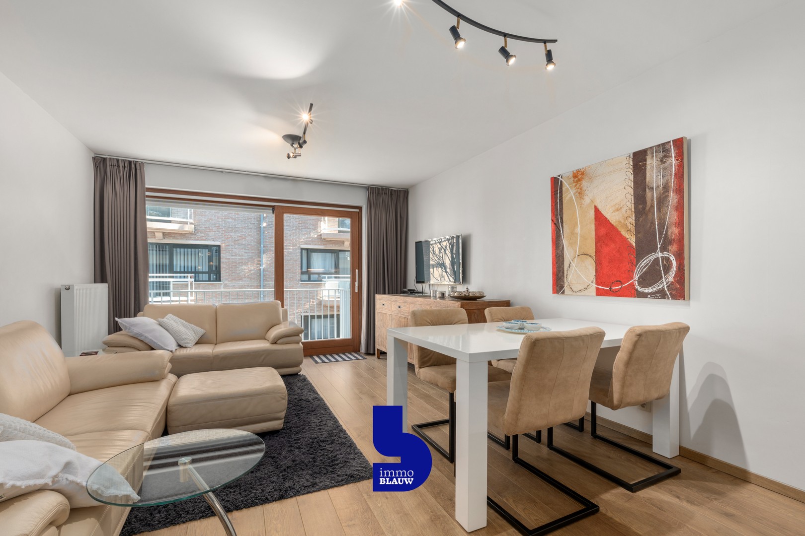 Recent appartement met zijdelings zeezicht. - foto 4