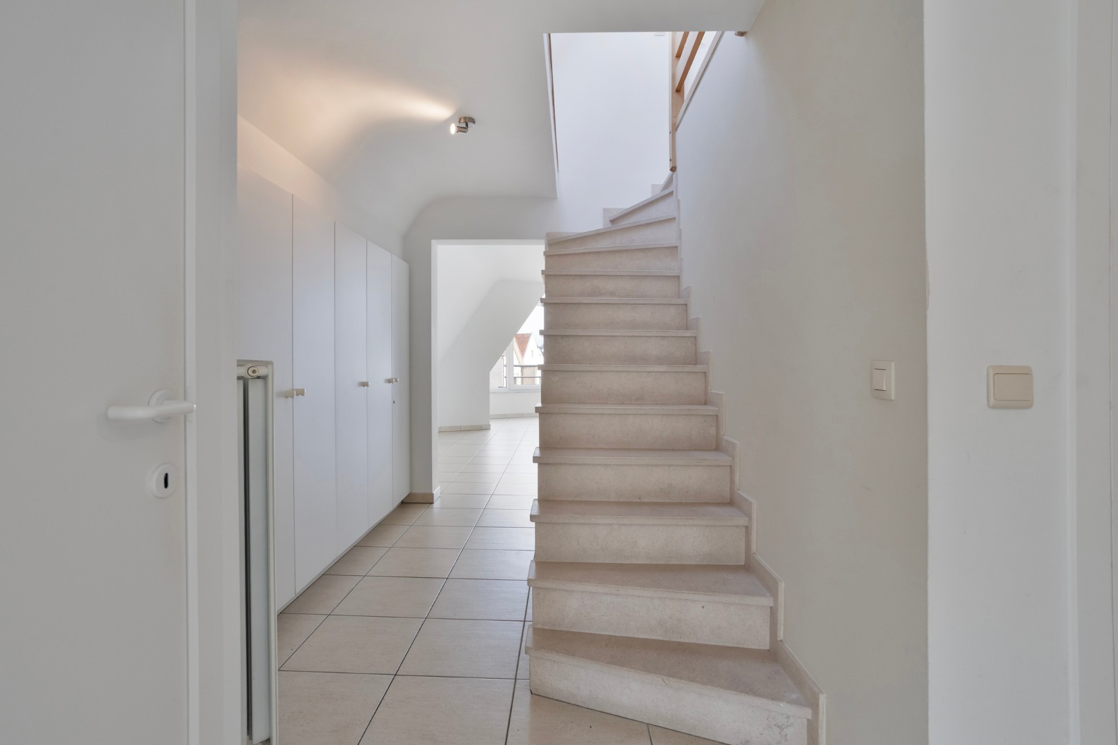 Appartement duplex lumineux dans une petite résidence. - photo 4