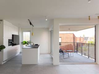 Appartement A 1.01 bevindt zich op de 1e verdieping en heeft een bewoonbare opp. van 99m² en ruim terras van 9 m². In de inkomhal is er een...