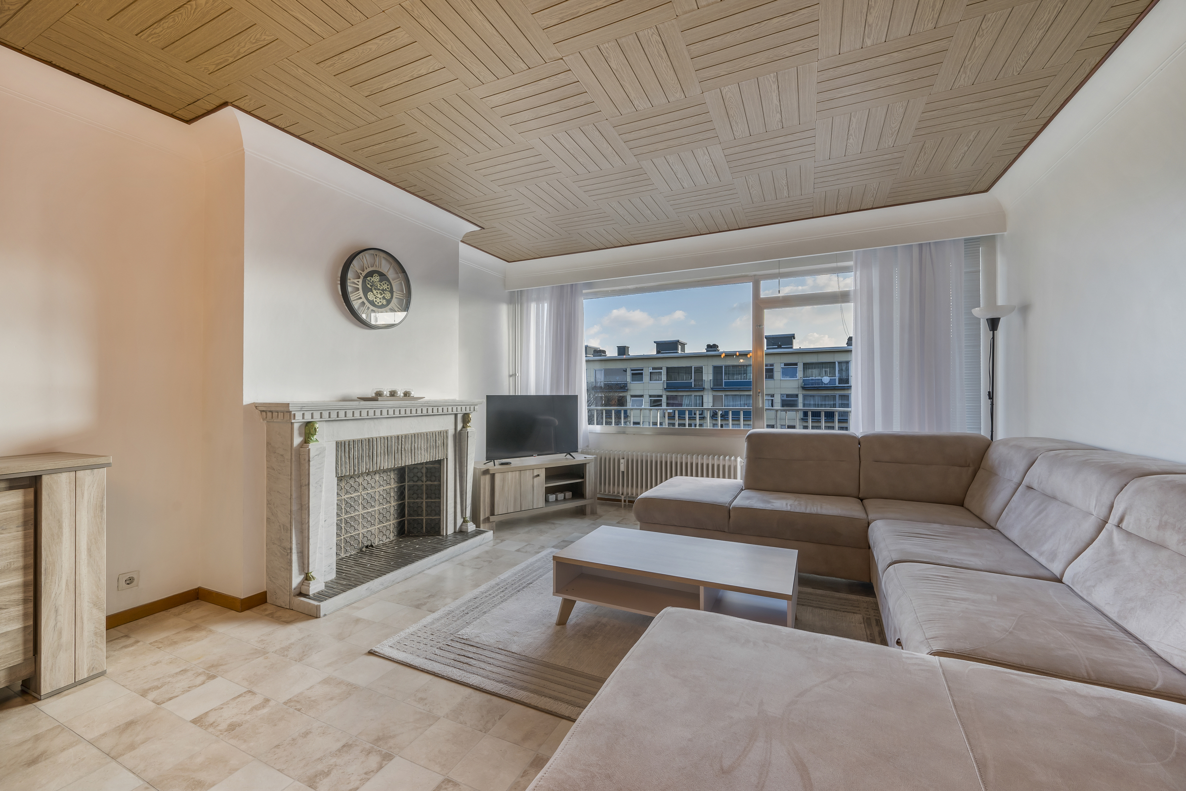 Ruim en lichtrijk 2 slaapkamer appartement nabij invalswegen - foto 5