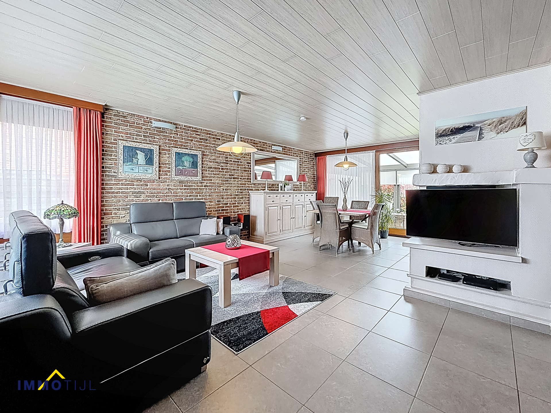 Prachtige bungalow met tuin en garage in rustige wijk! - foto 2