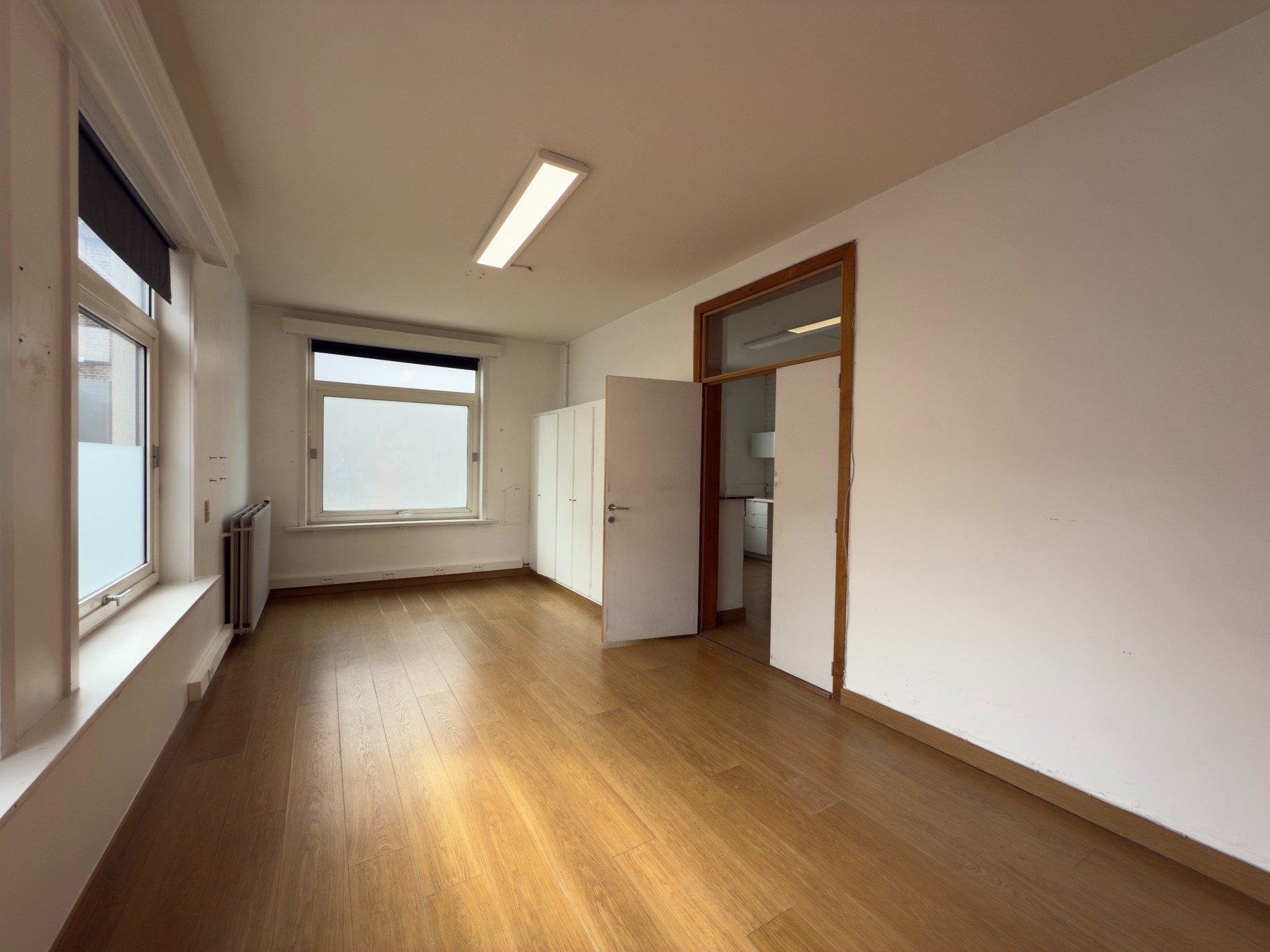 Kantoorruimte 110m² ideaal gelegen te Gent - photo 2