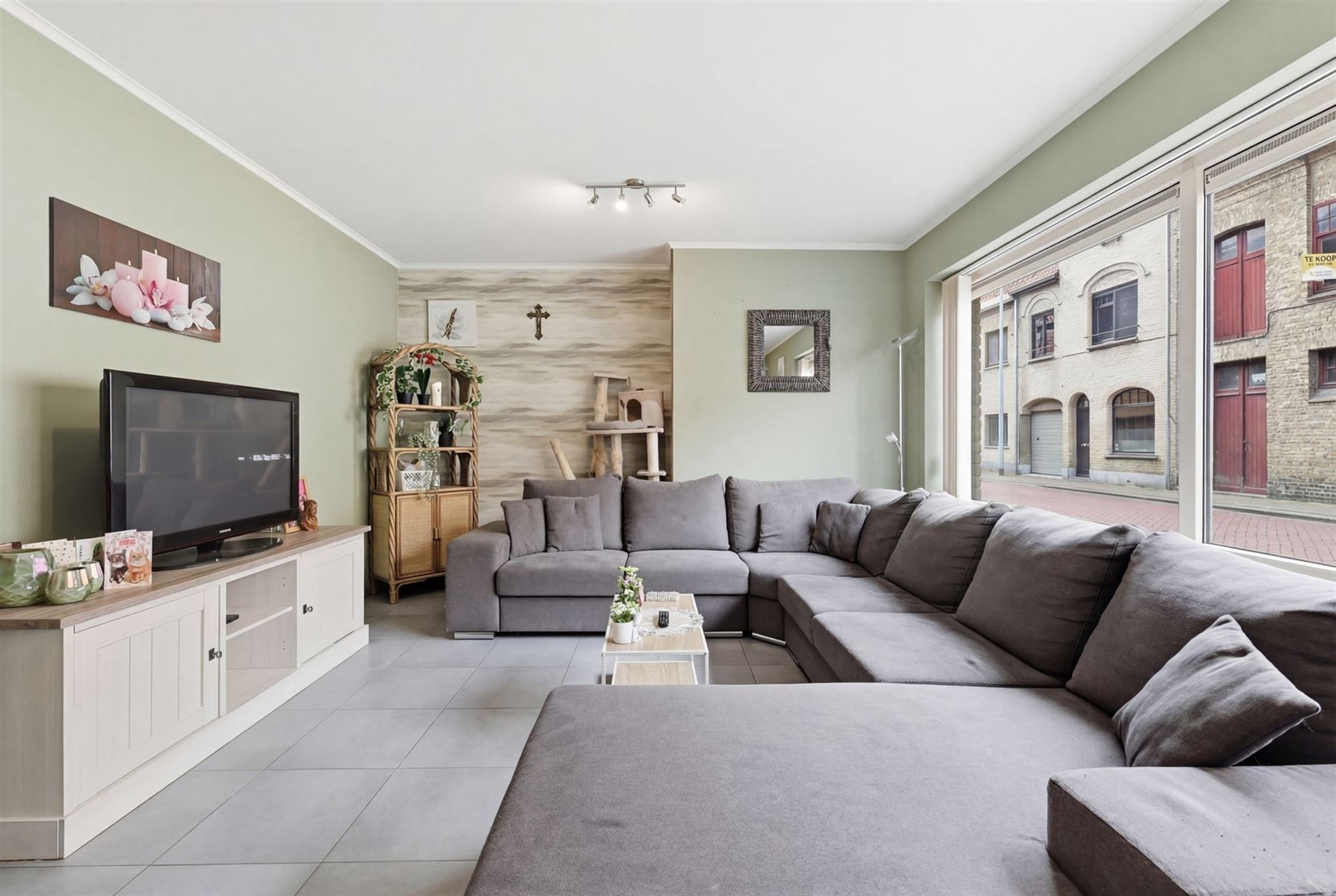 Instapklaar gelijkvloersappartement met terras in het centrum Diksmuide - foto 3