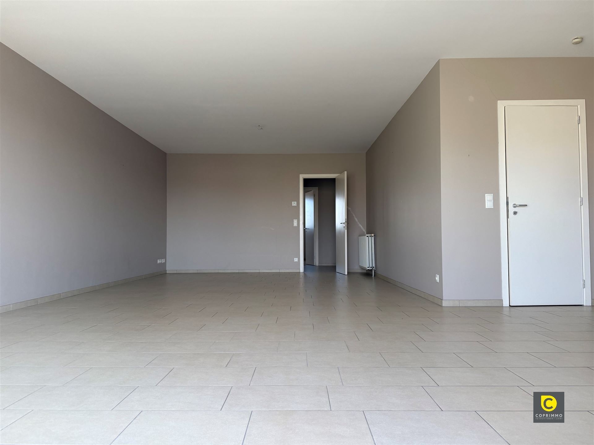 Appartement met 2 slk. en P - foto 1