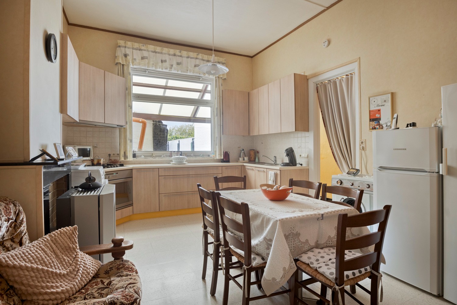 TE RENOVEREN WONING MET ZUIDGERICHTE TUIN - foto 5