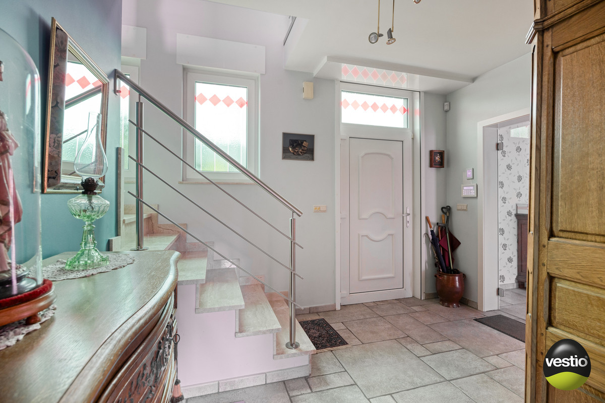 RUSTIG GELEGEN RUIME VILLA MET 5 SLK OP RIANT PERCEEL VAN 18A61CA IN STADSRAND TONGEREN. - photo 5