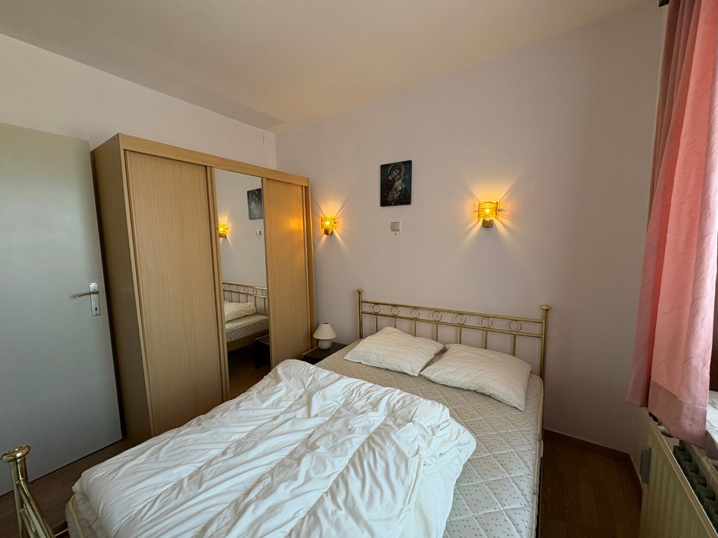 Appartement met 2 slaapkamers – Vlakbij zee, zonnekant & klein zeezicht - foto 5