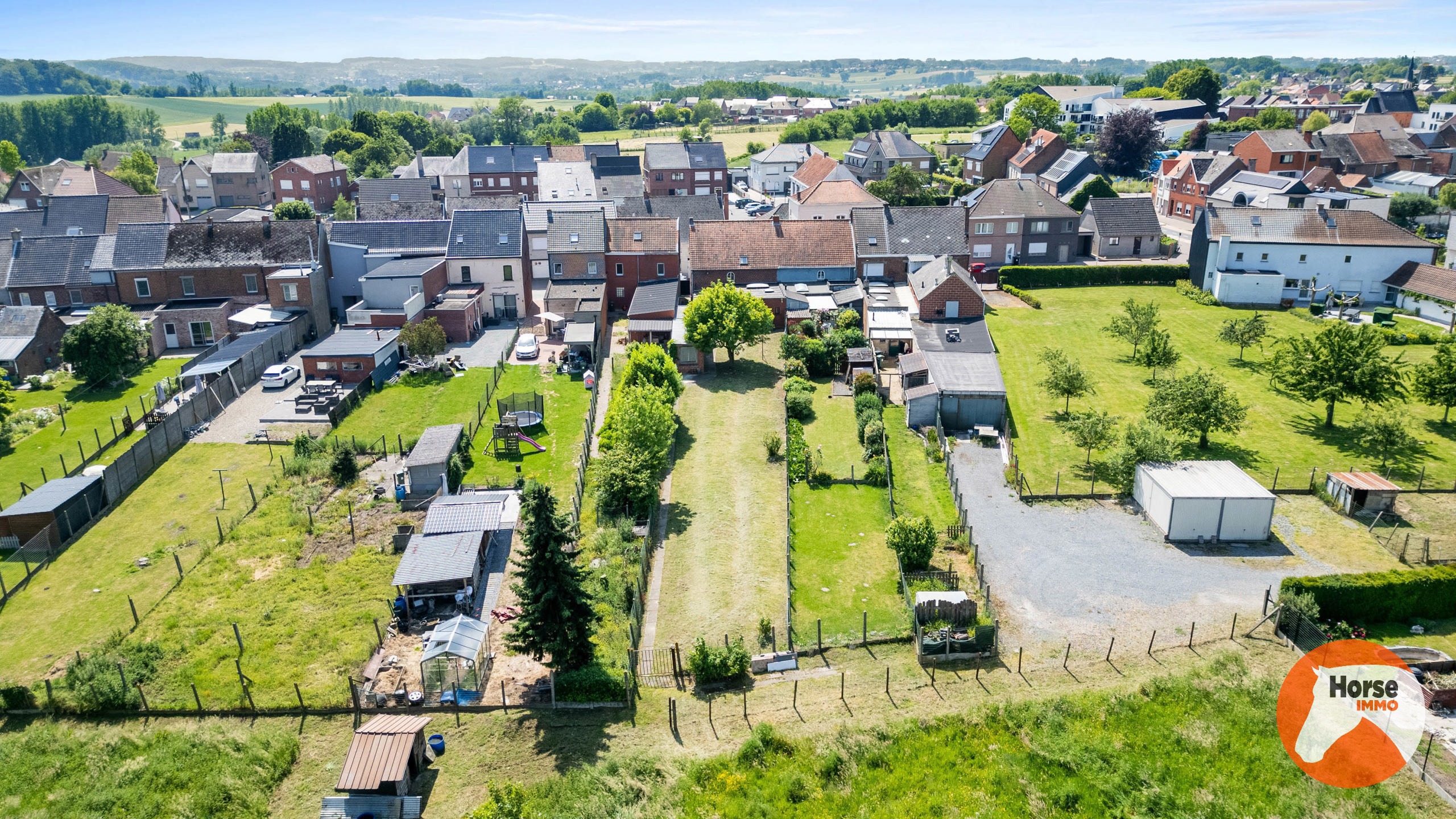 ZOTTEGEM - Te renoveren woning op perceel van ca. 5a 75ca  - foto 4