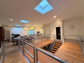 Un loft prêt à emménager et lumineux se situe à distance cyclable du centre et bénéficie d’une excellente accessibilité grâce à la proximité...