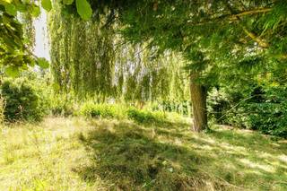 Af te werken vakantiewoning op prachtig perceel aan vaartPerceel van 1197.26 m2 te koop met mogelijkheid tot afwerken van een prachtige...