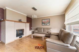 Dit ruim appartement heeft een bruikbare vloeroppervlakte van maar liefst 172m2 en geniet van een uitstekende ligging dankzij de nabijheid van...
