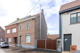 BEZOEKMOMENT MAANDAG  22 DECEMBER TUSSEN 15 EN 17 UUR OP AFSPRAAK! Op zoek naar een gezellige thuis waar rust en comfort centraal staan? Dan is deze...