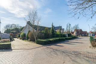 Eentje waar je even doorheen moet kijken. Maarrr als dat je lukt, dan zie je meteen wat wij ook zien: mogelijkheden! Ruimte! Groen! Locatie! Zie...