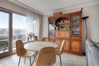 Immo Pické biedt u dit uiterst gunstig gelegen appartement aan, gelegen in de nabijheid van scholen, winkels, openbaar vervoer, invalswegen en...