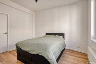 Charmant duplexappartement met 1 slaapkamer en zonnig terras, gelegen in het hart van Antwerpen. Alle voorzieningen, openbaar vervoer en een...