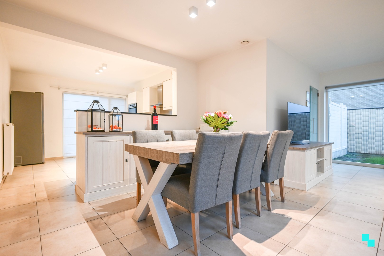 Instapklare woning nabij centrum Deerlijk - photo 5