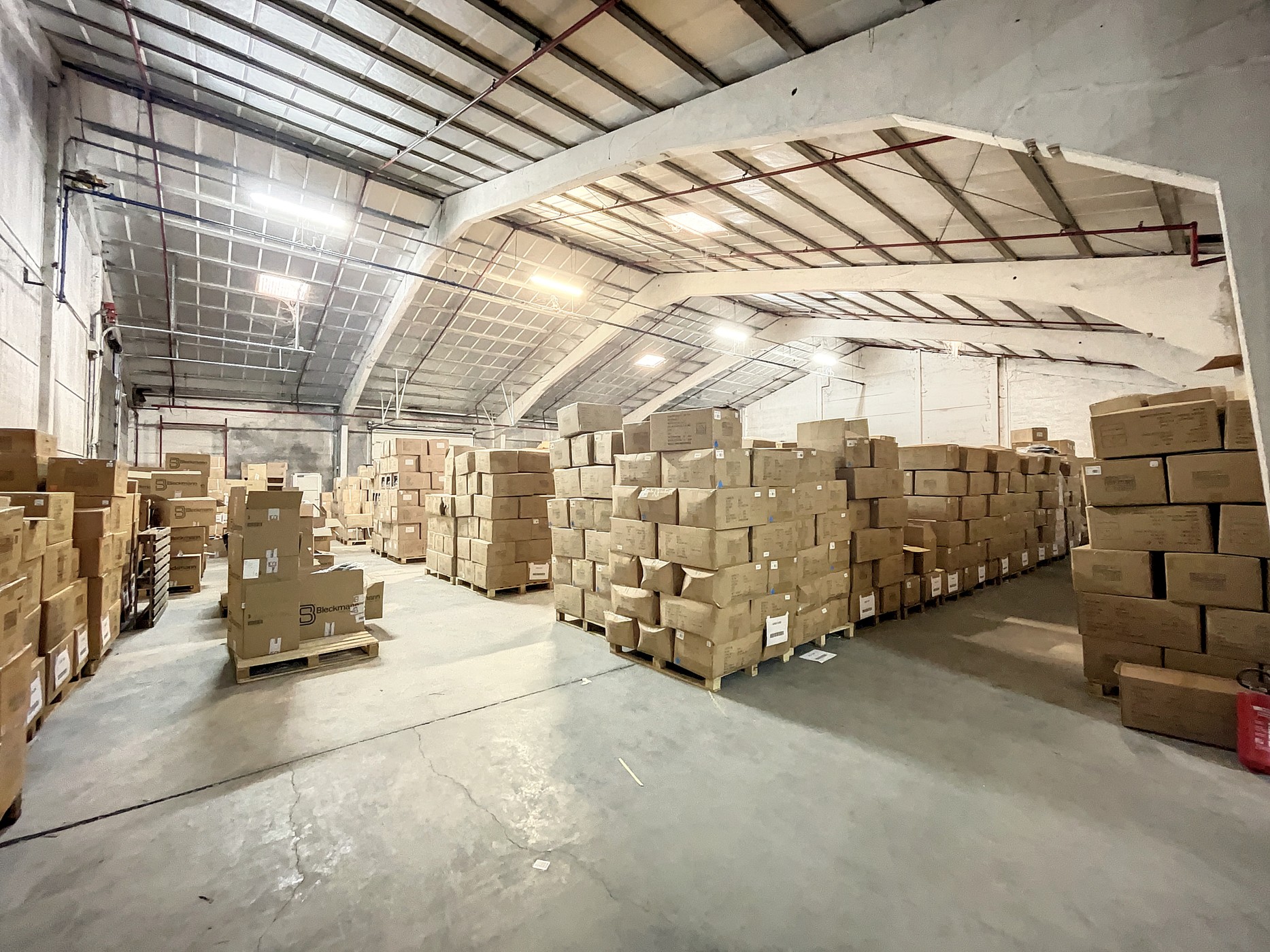 Magazijn (3.600 m²) te huur in IZ te Desselgem - foto 5