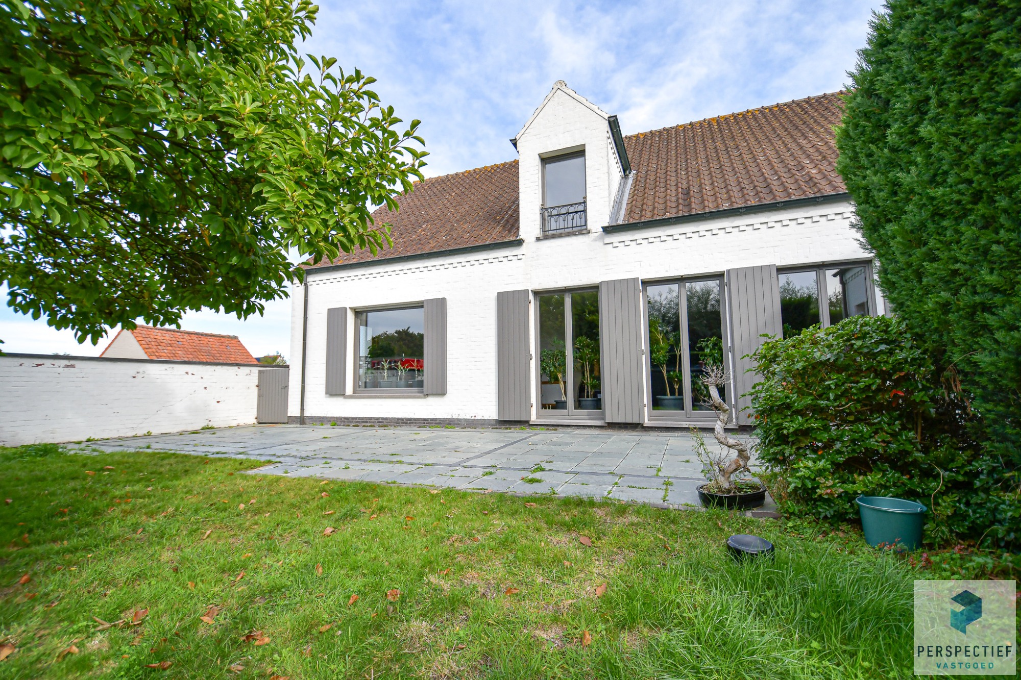 Grote villa met 4 slaapkamers met benaderende grondoppervlakte van 1438m² - foto 3