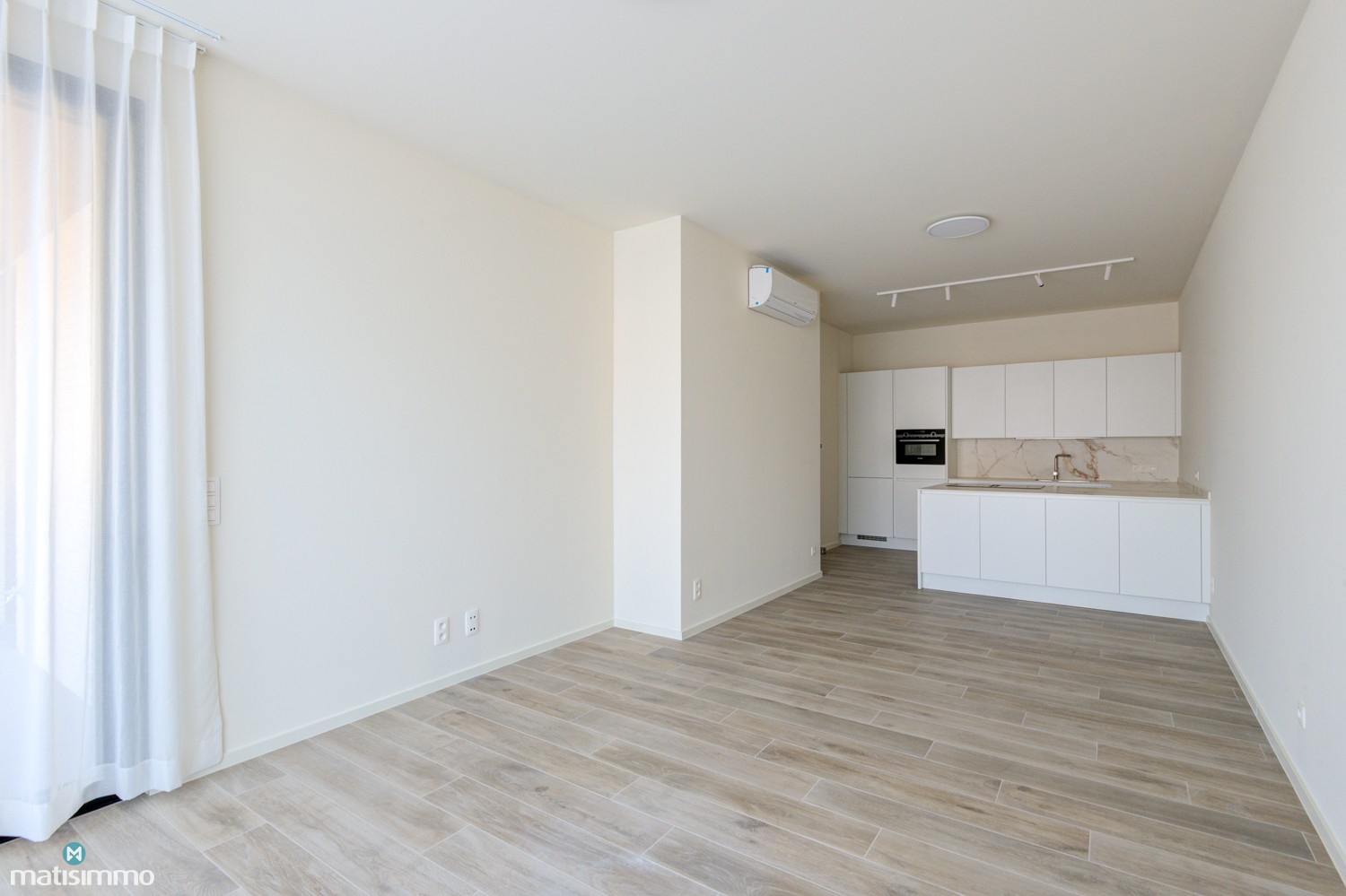 Apartment for rent in Bilzen-Hoeselt with 2 bedrooms - photo 4