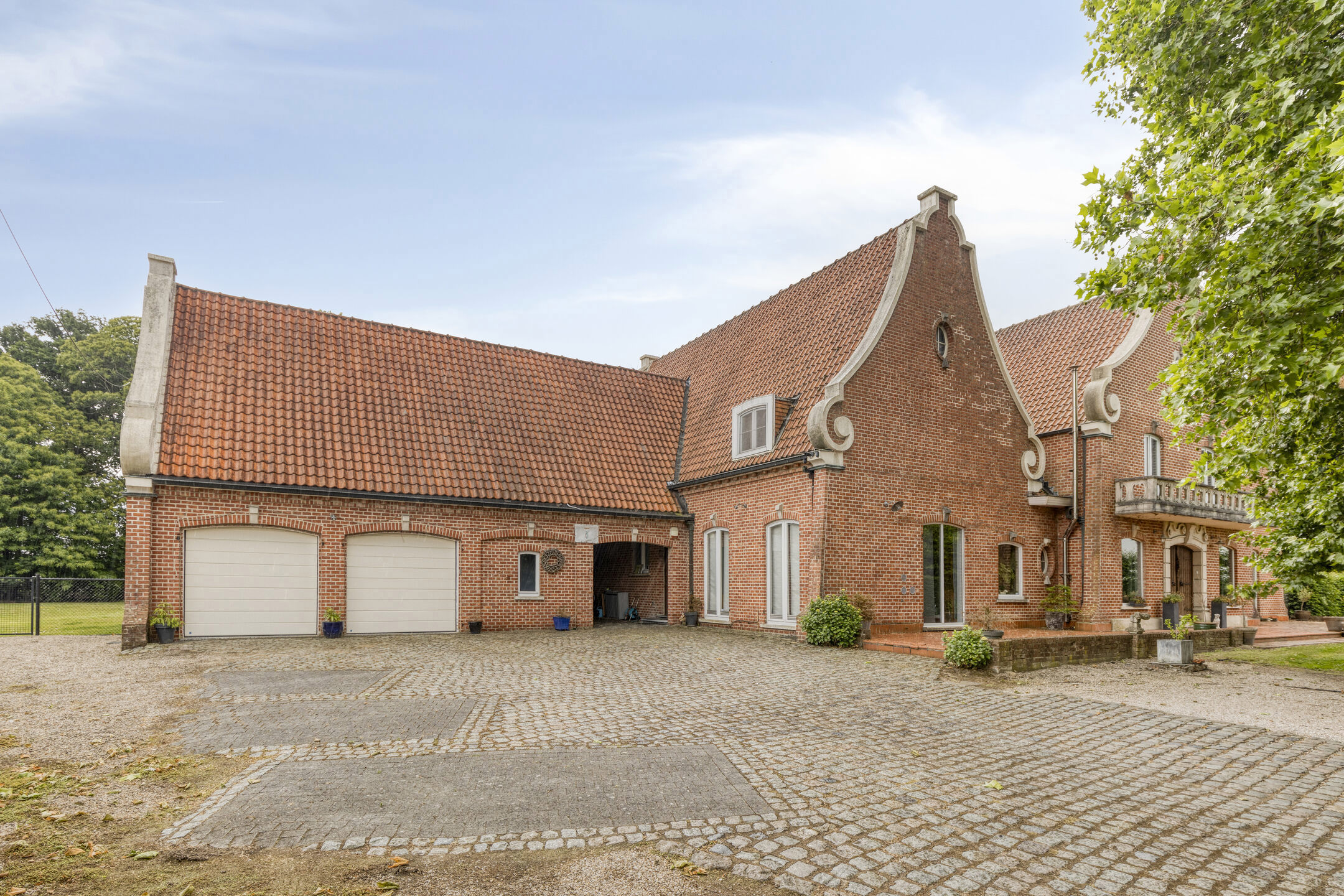 Landhuis op een perceel van 4.729m². - foto 1