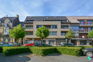 Ontdek dit appartement met twee slaapkamers, gelegen op de derde en tevens hoogste verdieping van residentie 'Dave', ter hoogte van het...
