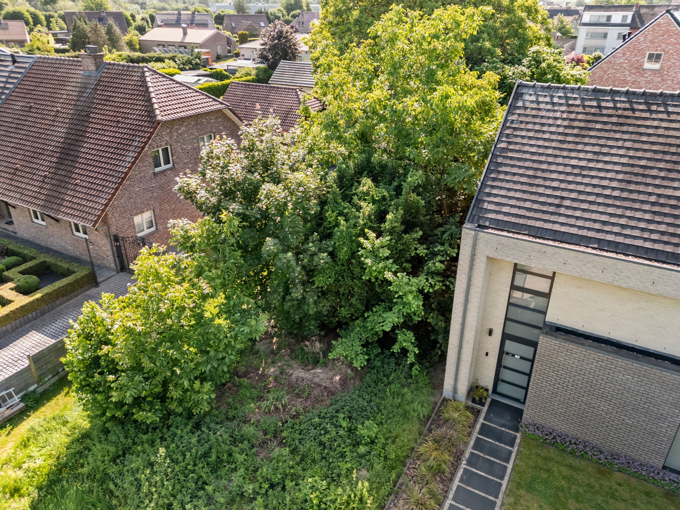 Ideaal gelegen bouwgrond van 420m² voor half-open bebouwing in Hasselt. - foto 5