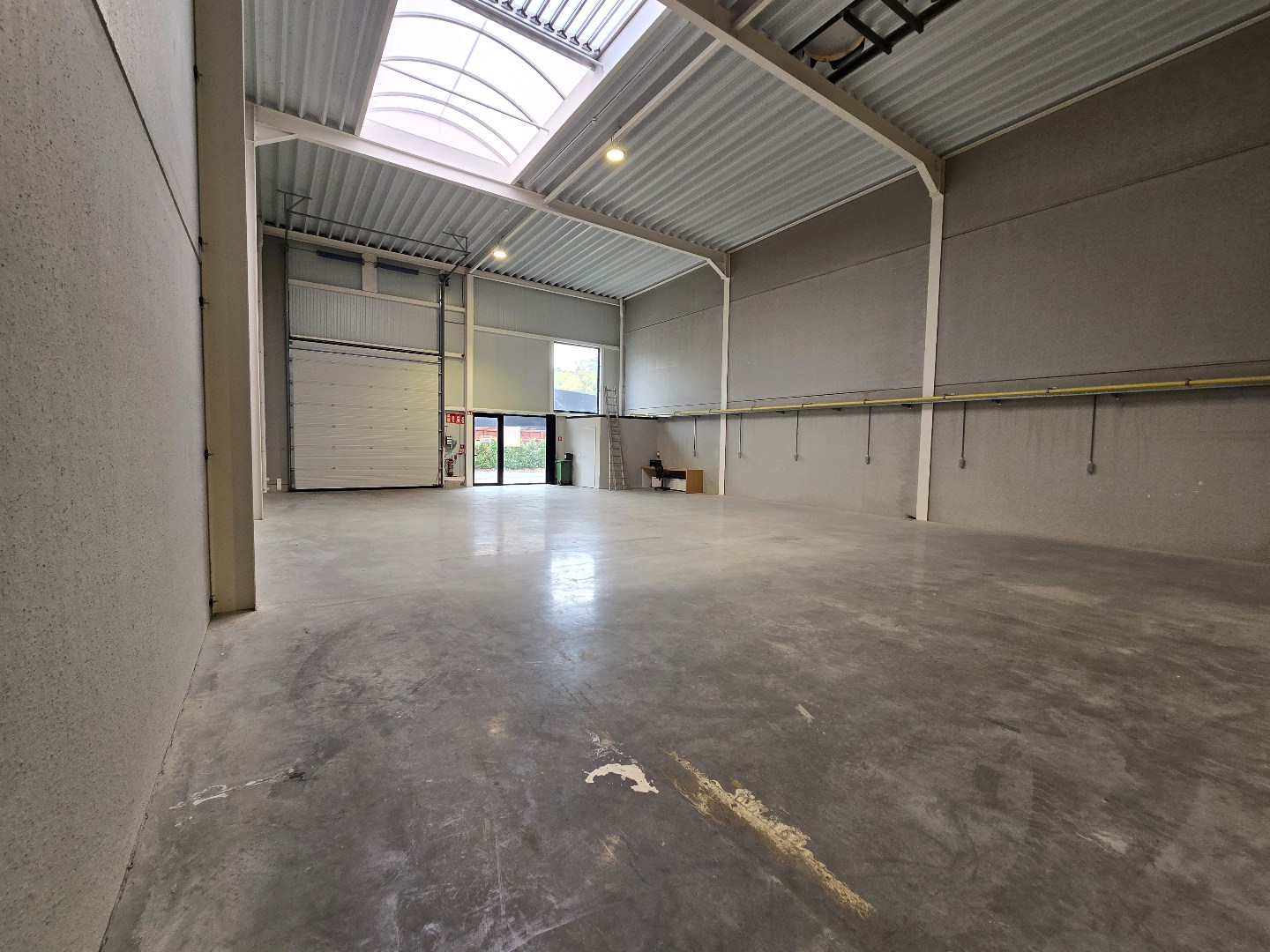 Recent magazijn, 216m², op industrieterrein 'Stadsheide', vlakbij Corda Campus - foto 3