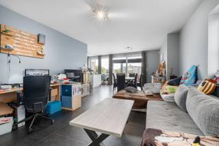 Ontdek deze kwalitatief afgewerkte en uiterst energiezuinige woning op een prachtig perceel van ca. 680 m², ideaal gelegen in Adegem tussen...
