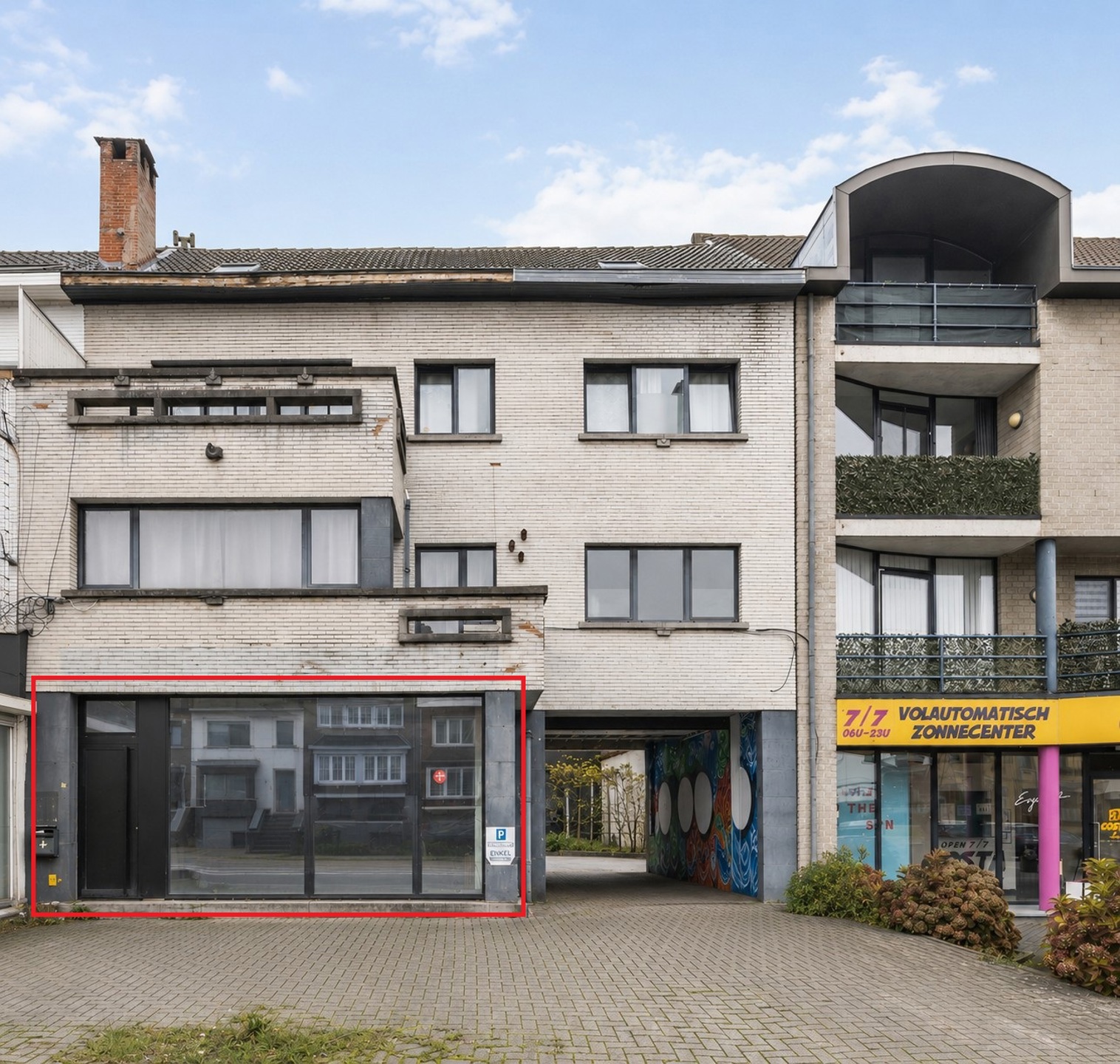 Commercial for rent in Ninove
