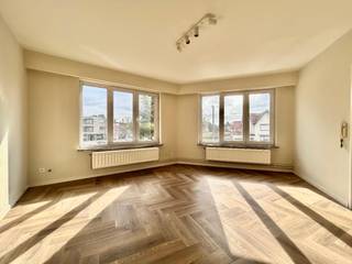 Gezellig 1 slaapkamer appartement rustig gelegen nabij het openbaar vervoer.Het appartement biedt een ruime en lichtrijke leefruimte, perfect om te...