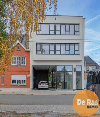 NIEUWERKERKEN – Commercieel pand met wellnessfaciliteiten en tuinEERSTE BEZOEKDAG ZAT. 14 MAART VAN 09U TOT 13U (enkel op afspraak)Dit commercieel...