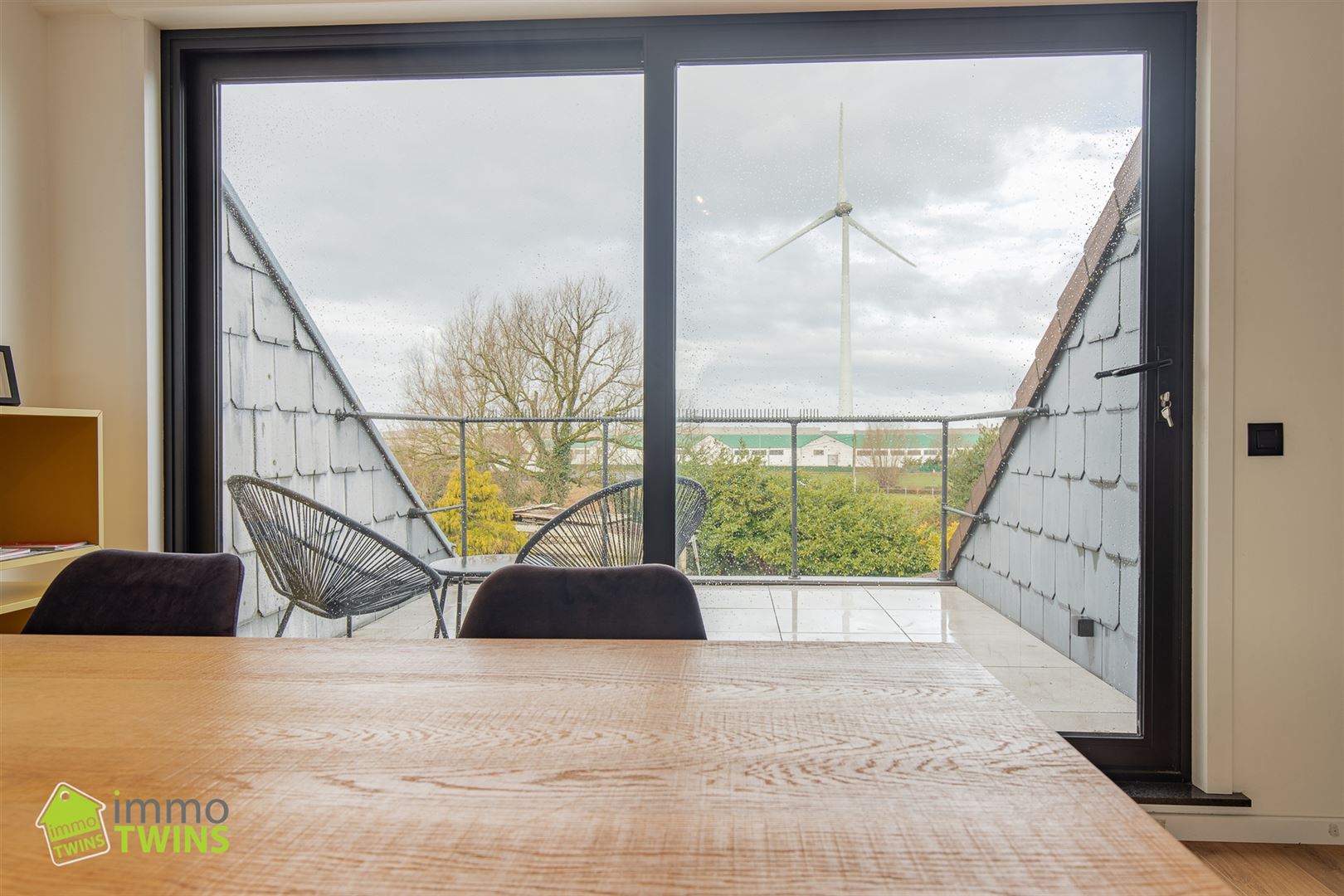 Lichtrijk en energiezuinig dakappartement met terras - foto 5