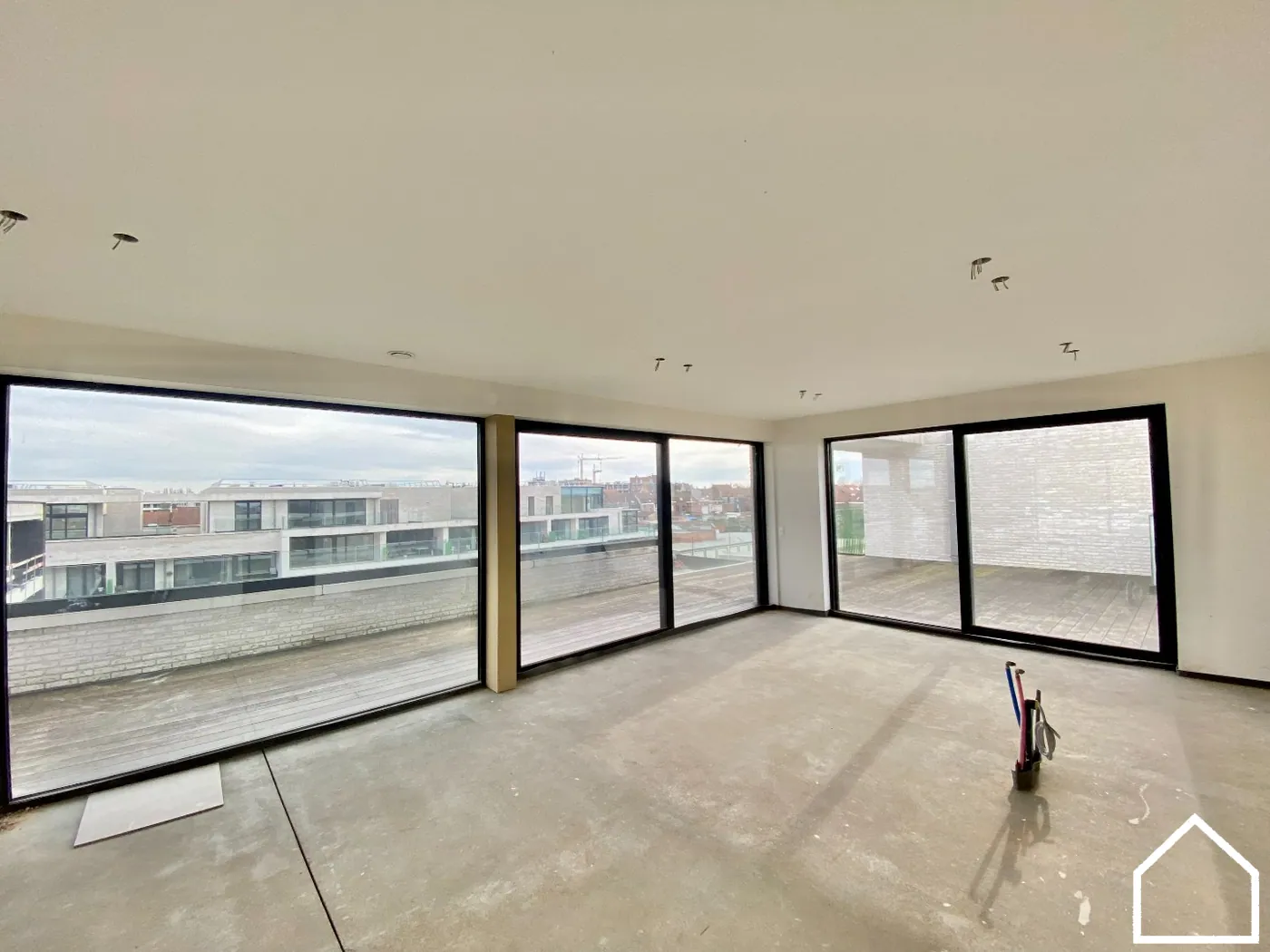 Luxe penthouse (141 m²) met private lift, 2 slpks en ruim terras (95 m²) - foto 3