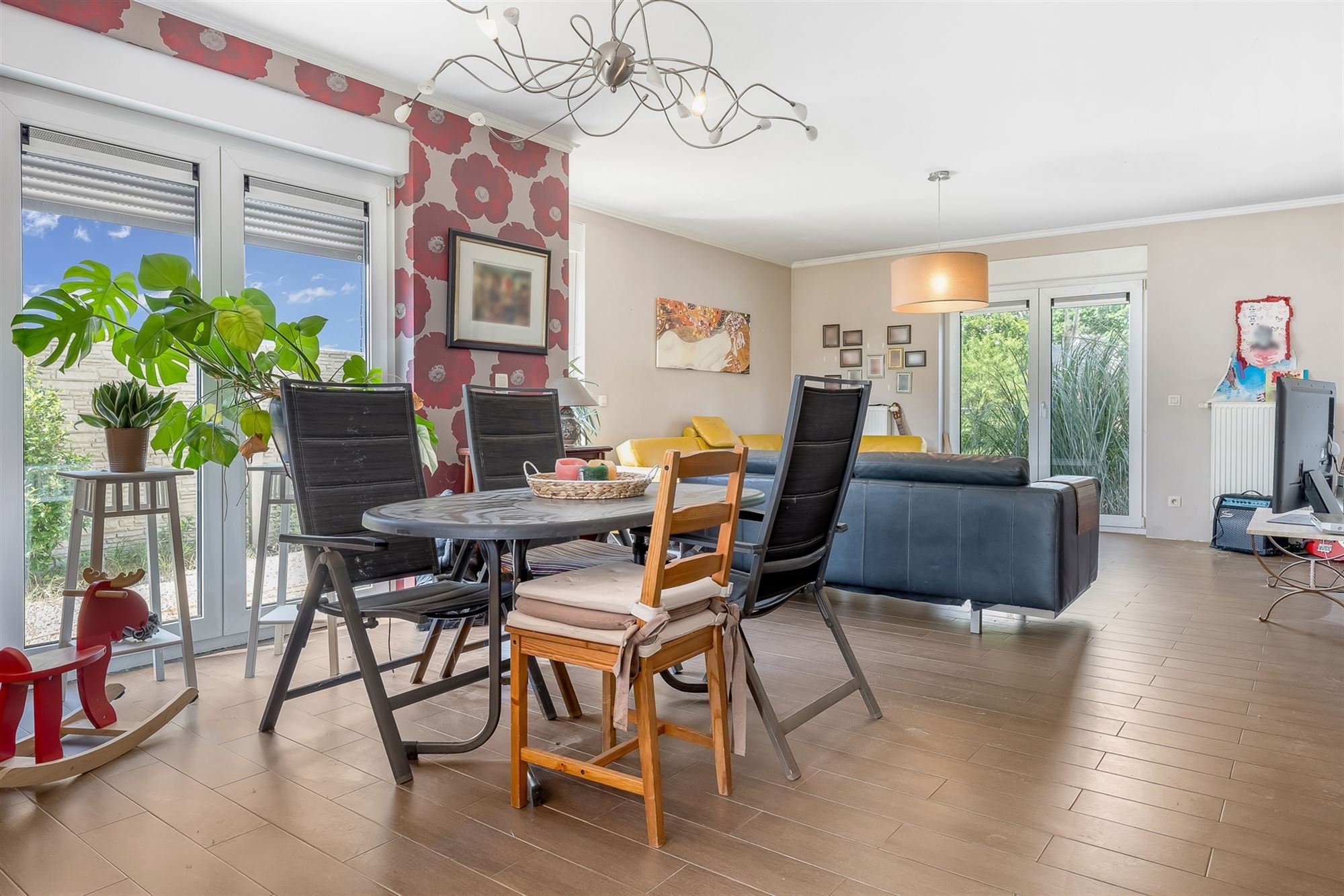 MODERNE WONING MET 3 SLAAPKAMERS OP PERCEEL VAN 5ARE TE STAL  - foto 4