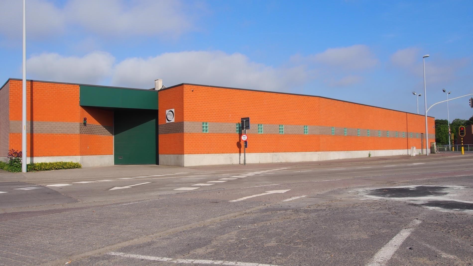 Garage à louer à Bruges - photo 4