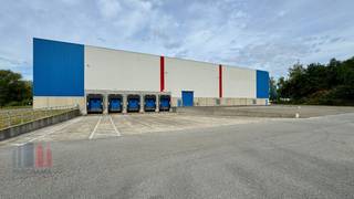 Ruime en moderne logistieke magazijnen op een strategische locatie in Willebroek, aan het Zeekanaal Brussel-Willebroek en vlakbij de A12 en...