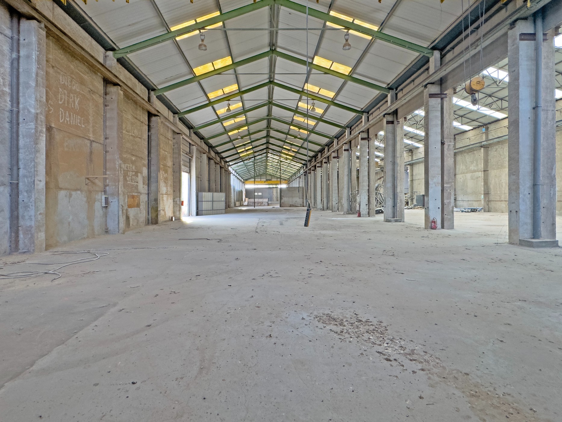 Veelzijdig bedrijfsgebouw met uitstekende bereikbaarheid - foto 2