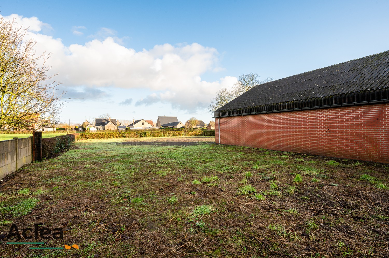 Multifunctionele eigendom bestaande uit café met appartement en feestzaal - foto 2