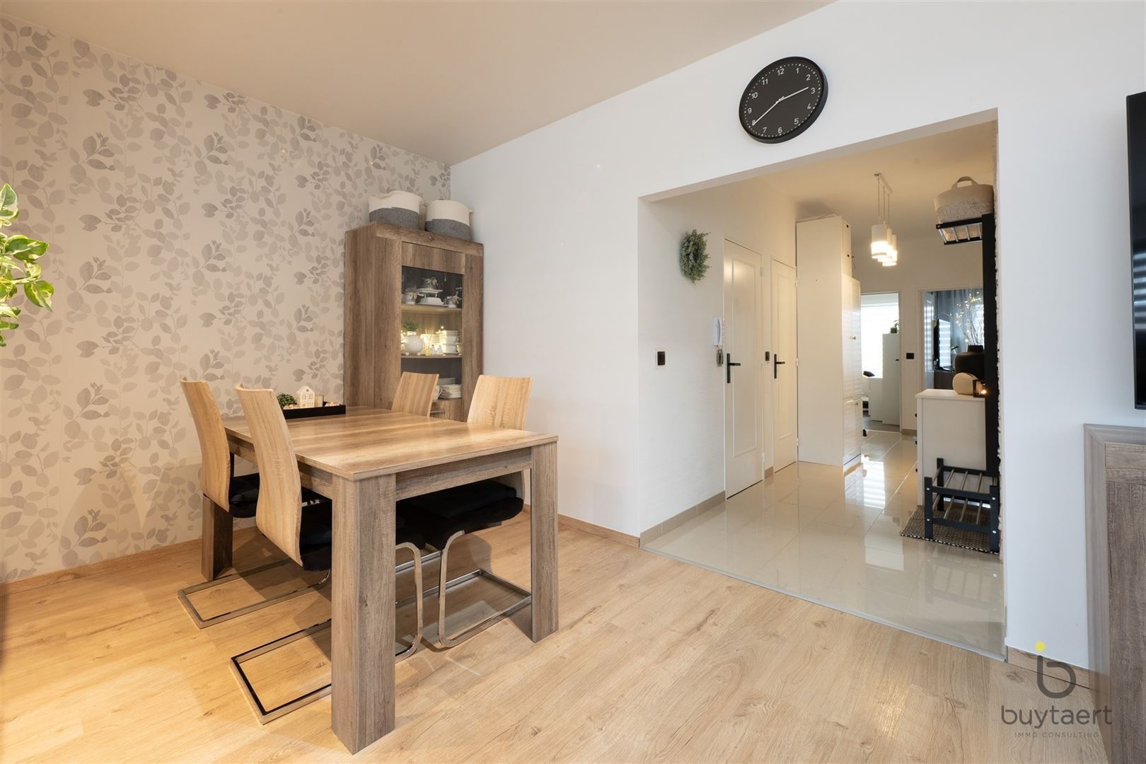 Apartment for sale in Hoboken with 3 bedrooms - photo 5