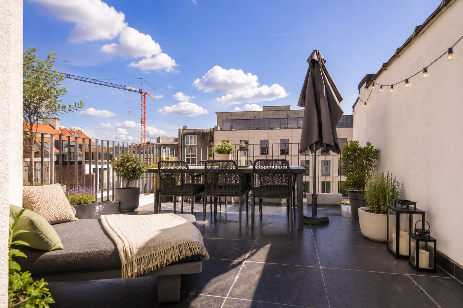 ANTWERPEN - Ruim wonen met 27m² terras in hartje Antwerpen - foto 5