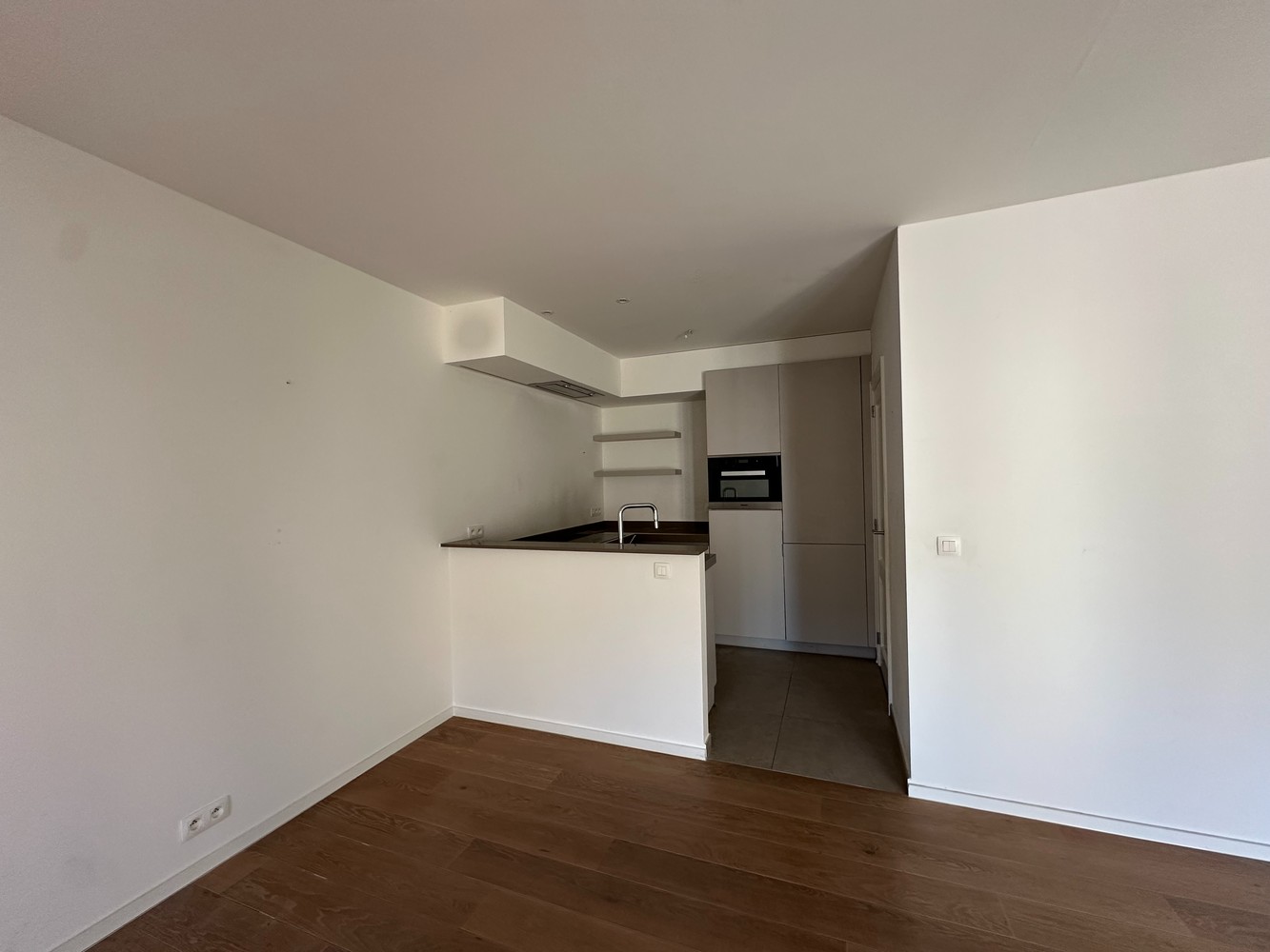 Apartment for rent in S Gravenwezel with 2 bedrooms - photo 4