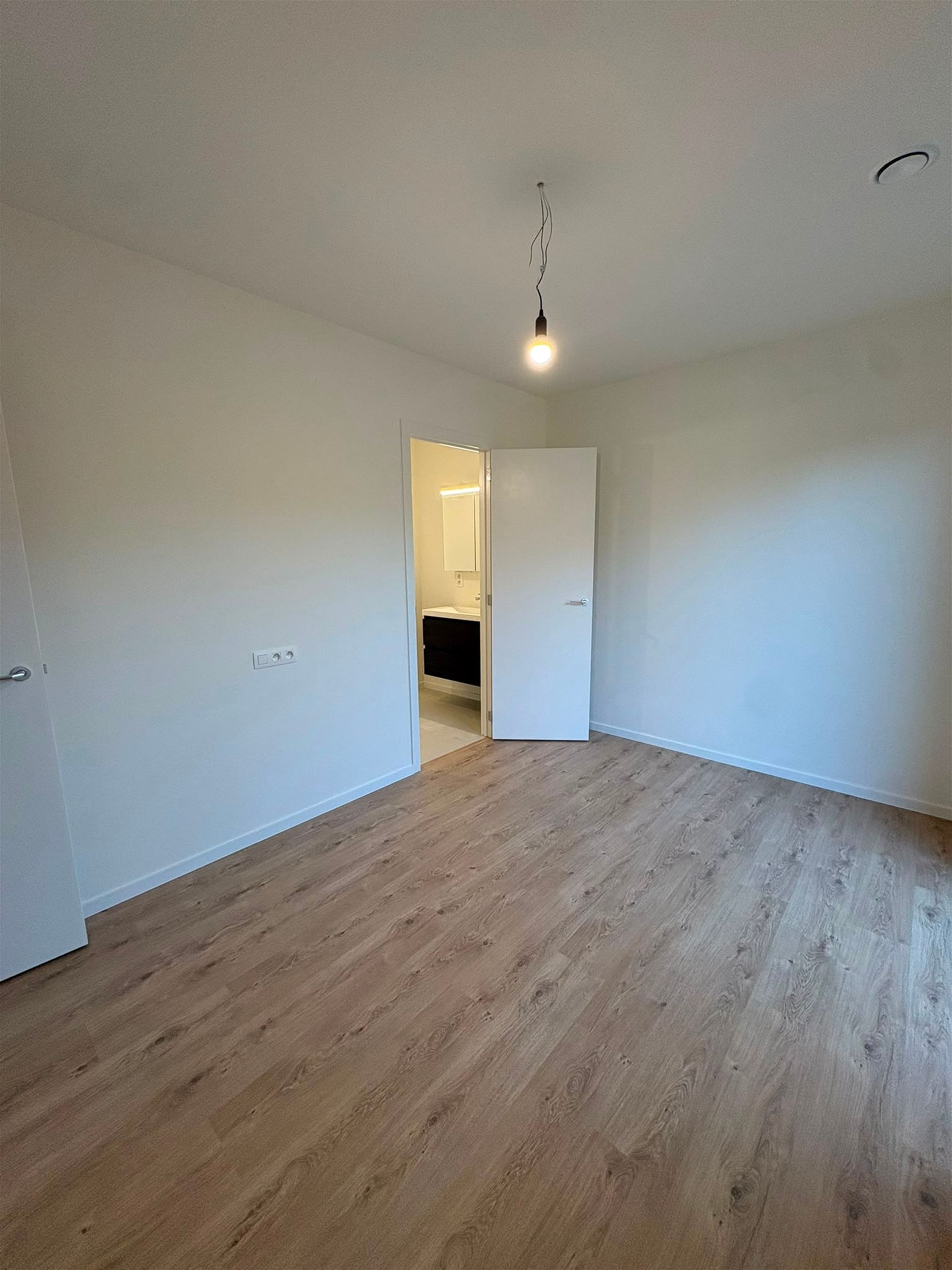 Apartment - photo 5