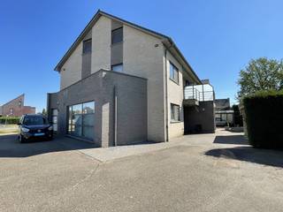 Commercial à vendre à Diepenbeek