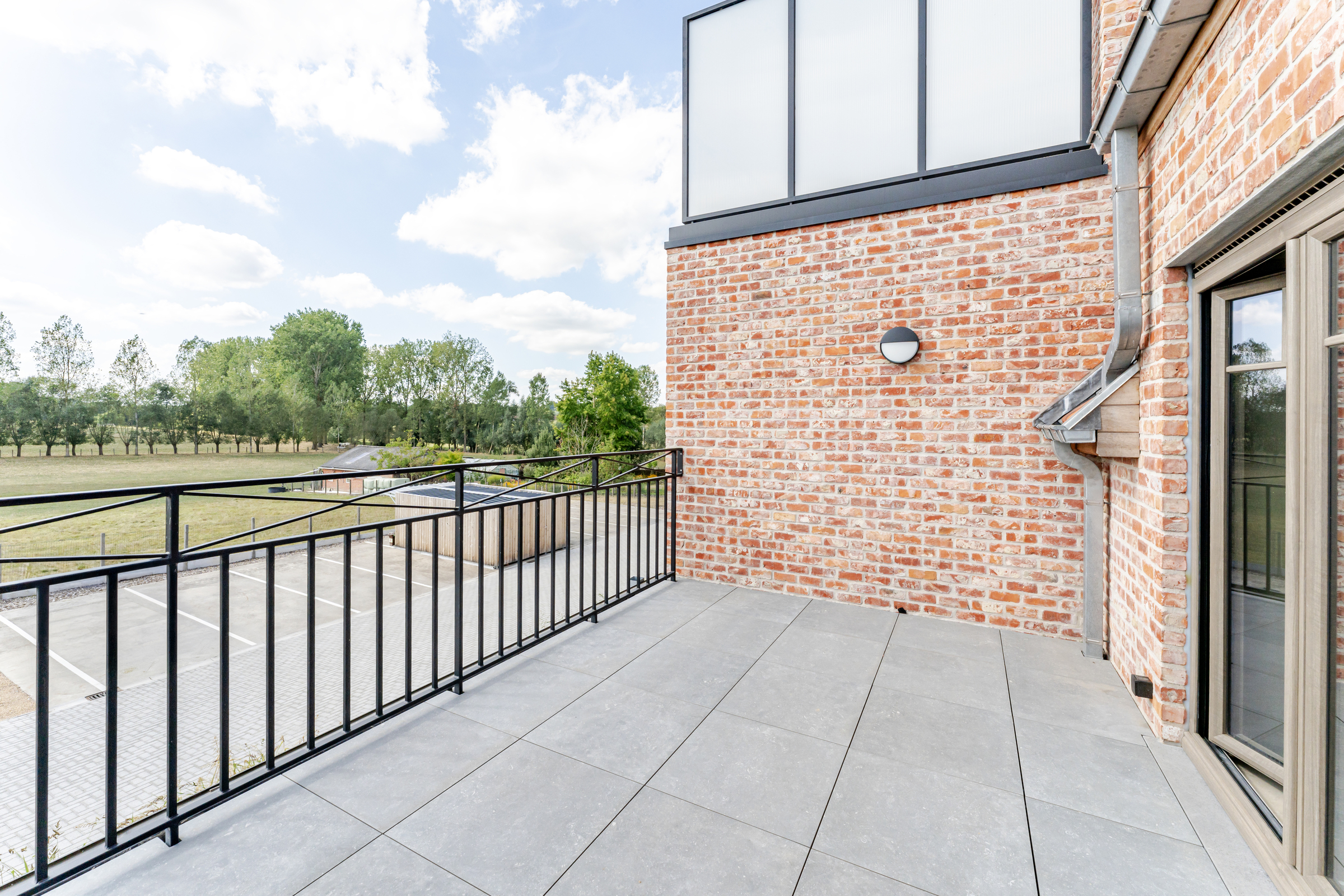 Ruim villa-appartement met 2 terrassen en groen zicht - foto 4