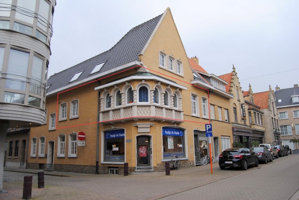 Appartement met 2 slaapkamers en terras te huur in Veurne - foto 1