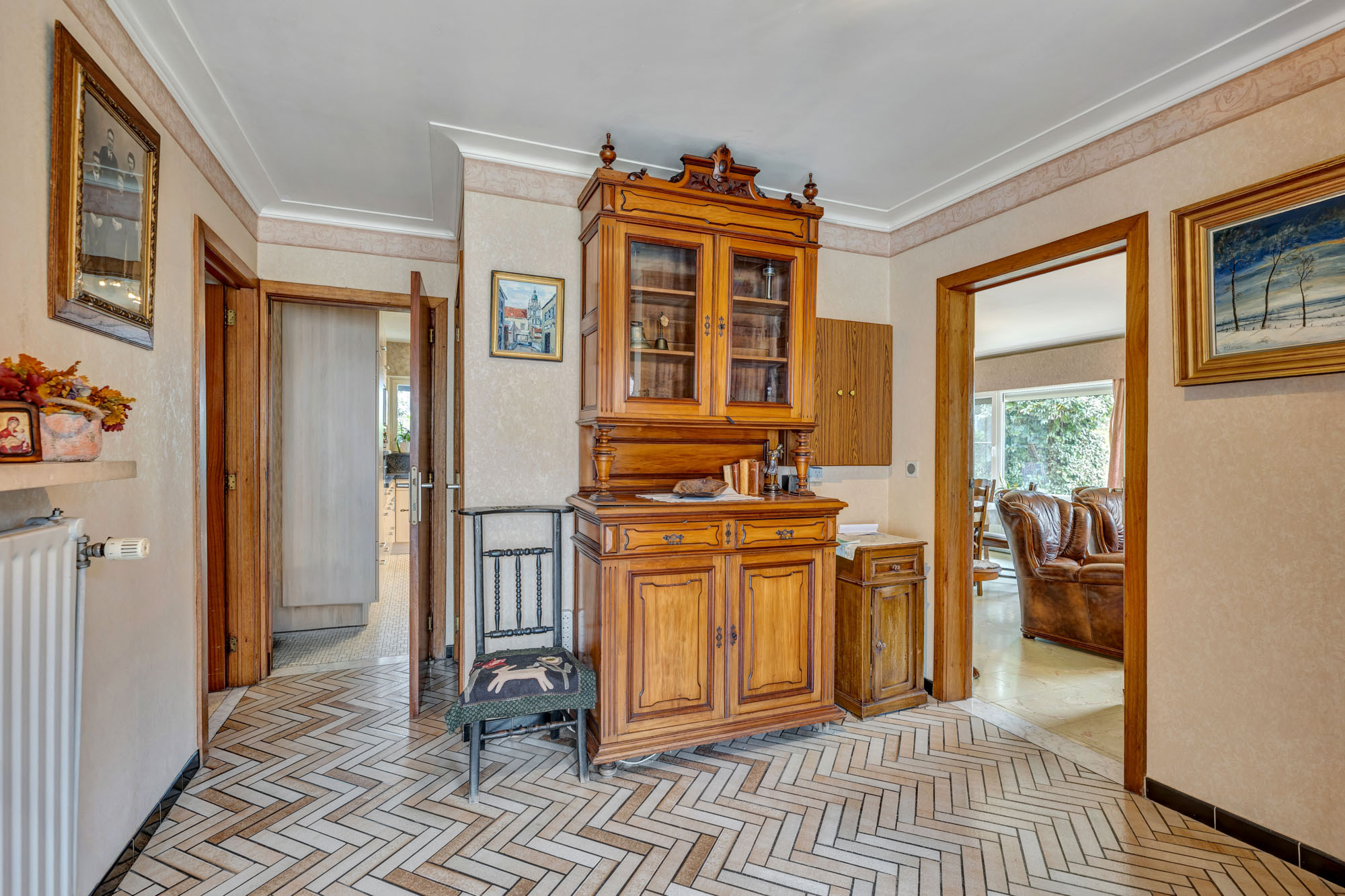 Ruime bungalow met uitzonderlijk potentieel op toplocatie - foto 4