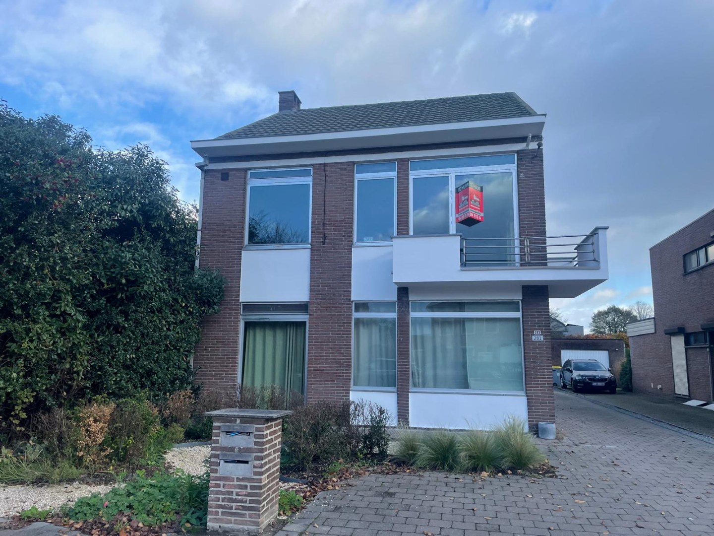 Comfortabele woning met 2 slaapkamers, garage en een ruim terras! - foto 1